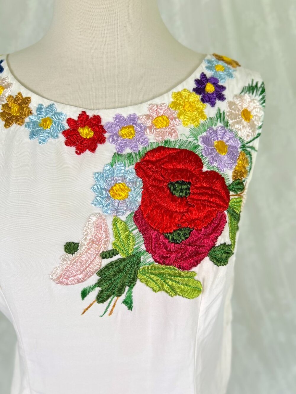 Vintage 1960s Hand-Embroidered White Sleeveless Top, Colorful Floral Folk Blouse - Picture 3 of 13